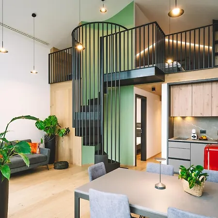 Larya House Appartement Dobrovo